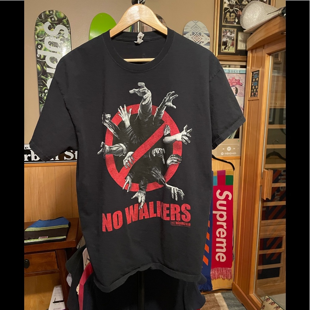 AMC 2012 No walkers big logo zombies shirt walking dead